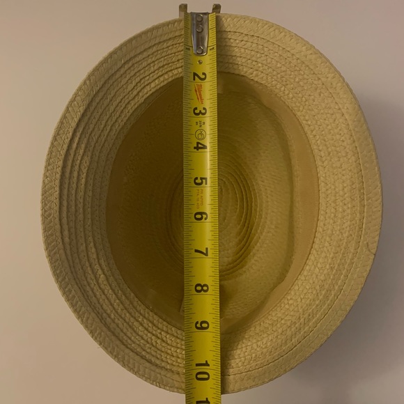 Kids straw hat (women can wear as well depending on size of head) - Picture 5 of 7
